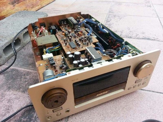 เครื่องเล่น CD BOSE PLS-1310