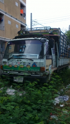 ขายรถ6ล้อ ประกอบเครื่อง175 อีซูซุ ตามสภาพ