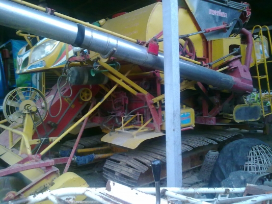 ขายรถเกื่ยวของเกษตรพัฒนาราคาต่อรองใด้ครับ