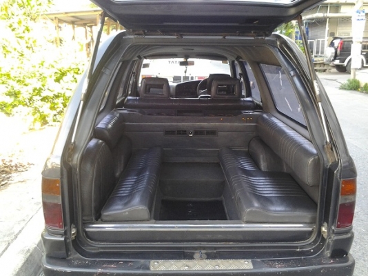 ไมตี้เอ็กเครื่องดีเซล2500 รุ่นwagon รถครอบครัว