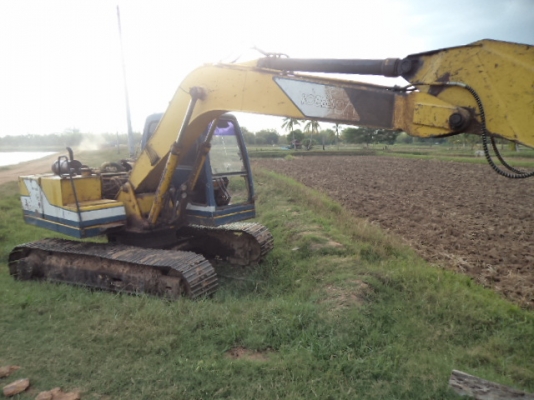 ขายรถแม็กโค สภาพดีพร้อมใช้งานคับ