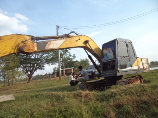 ขายรถแม็กโค สภาพดีพร้อมใช้งานคับ