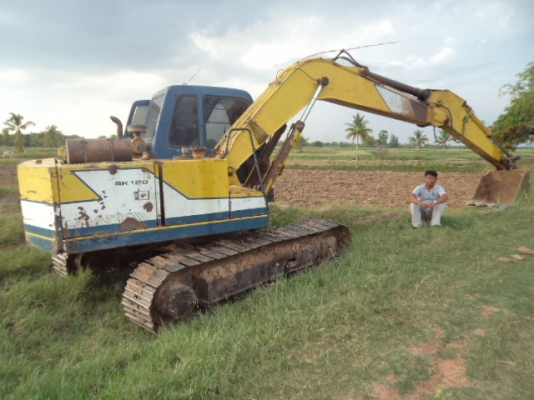 ขายรถแม็กโค สภาพดีพร้อมใช้งานคับ