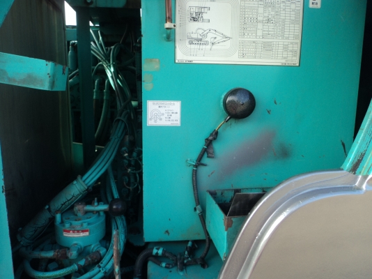 ขายด่วน KOBELCO SK 100 MARK V SUPER เก๋งเหลี่ยม เก่าญี่ปุ่นยังไม่เคยใช้งานในไทย สภาพดีจ้า ขายด่วน KOBELCO SK 100 MARK V SUPER เก๋งเหลี่ยม เก่าญี่ปุ่นยังไม่เคยใช้งานในไทย สภาพดีจ้า