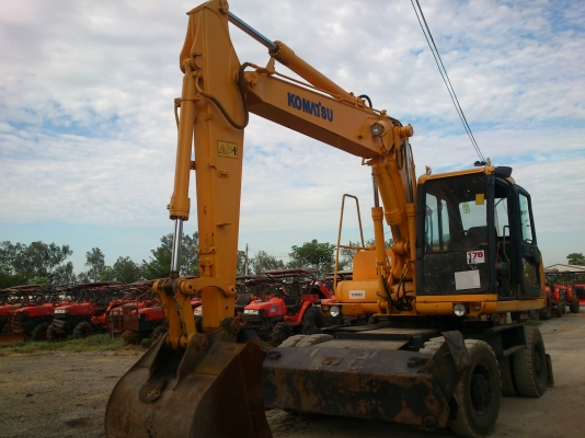 ขายรถขุด KOMATSU PW130