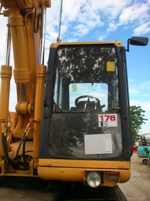 ขายรถขุด KOMATSU PW130
