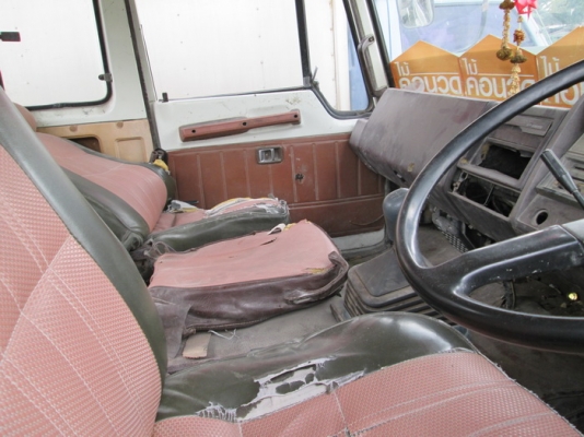 ขาย Hino FD176B 6ล้อ รถประกอบ ยาว 6.50ม. ปี96. ขาย Hino FD176B 6ล้อ รถประกอบ ยาว 6.50ม. ปี96.