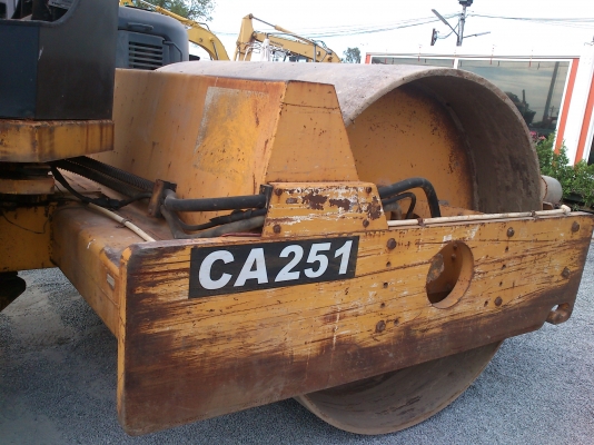 รถบด DYNAPAC CA 251
