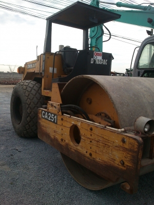 รถบด DYNAPAC CA 251