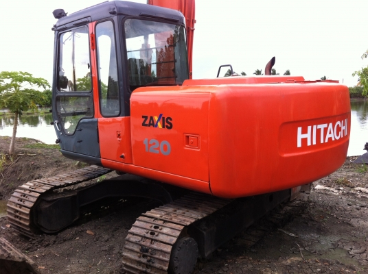 ขายด่วน HITACHI EX 120-2  เก่านอกยังไม่เคยใช้งานในไทย  สภาพสวย เครื่องปั้มดี ไฟฟ้าครบจ้า