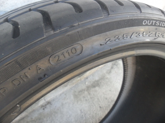 ยาง AURORA 235/35ZR19 ปี10 มี 1 คู่