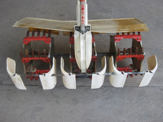 เครื่องพรวนหญ้าในร่องข้าว