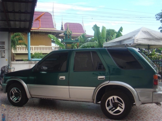 ขาย Isuzu  Cameo  ปี 94  เครื่อง 2500 ดีเซล พวงมาลัย Power ราคานี้มาเอาไปเลยครับ