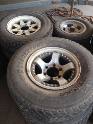 เหลือไม่กี่ชุดเเล้ว ตัดขายล้อ นำเข้าจากญี่ปุ่น ราคาถูกมากๆๆ