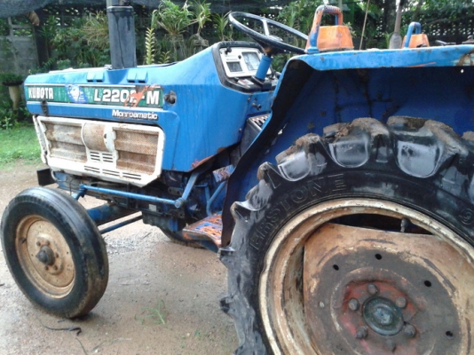 ขายรถไถkubota L2202    เพลาเดียว 22แรง เครื่องดีไม่ต้องเผาหัว เกียร์ดี