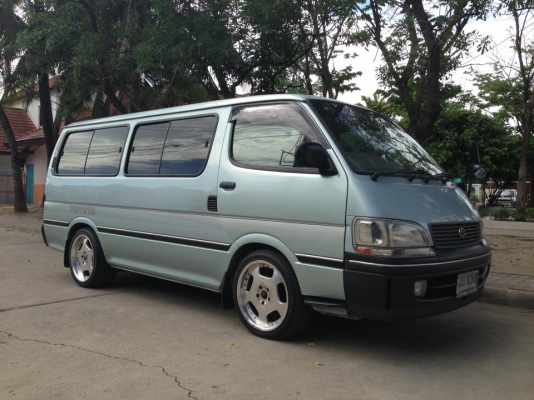 TOYOTA HIACE 2.8Dตาเหยี่ยว ปี1998เเต่งเต็มคัน มือเดียวพร้อมใช้งาน