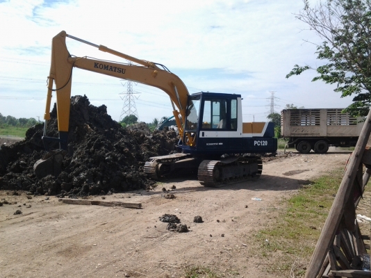 ขายแม็กโครKoMATSU PC 120.รุ่น3สวยพร้อมใช้ลอนเลอร์7ลูก120เต็มคับ