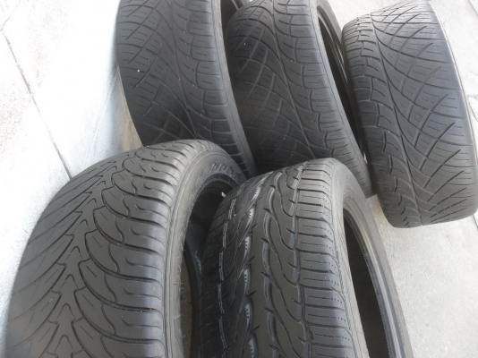 ยาง 265/50R20 ปี09 สวยๆ 5 เส้น ถูกๆๆ