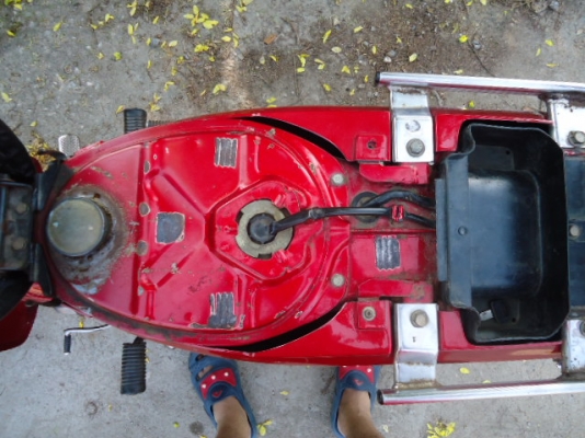 ขายHONDA DREAM ก้นมน สภาพดี มีเล่มทะเบียนพร้อมเอกสารโอน 7,500.- เชียงใหม่ครับ