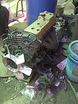 ขาย...เครื่องพร้อมเกียร์อิซูซุ เจมินี่