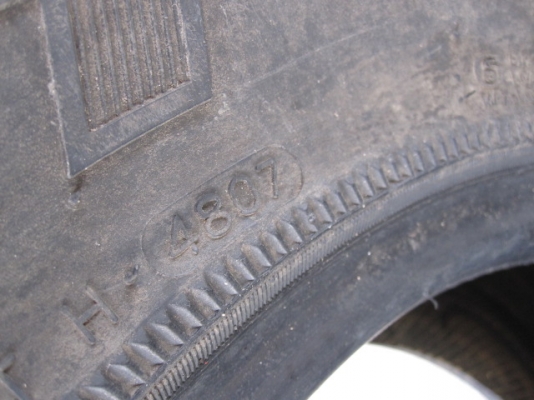 ขายยาง 33/12.5/15 HANKOOK MT มี 2 เส้น