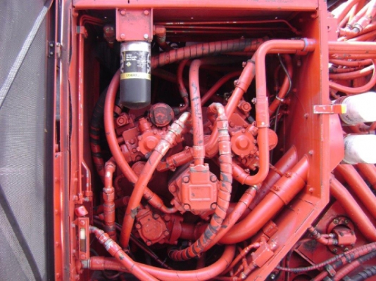 ขายรถตัดอ้อยมือสอง ออสทอฟ ปี2003 ล้อแทรค คันที่1