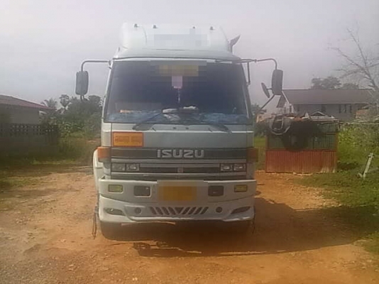 ISUZU  FXZ240  รถ 10 ล้อหัวลาก หัวบางเดิม เครื่องเดิม รถปี 40