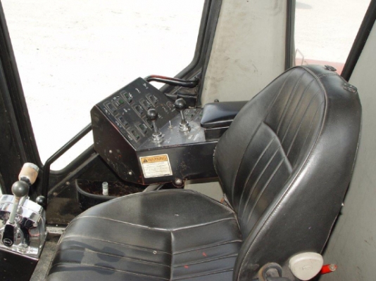 ขายรถตัดอ้อยมือสอง ออสทอฟ ปี2003 นำเข้าจากอเมริกา คันที่2