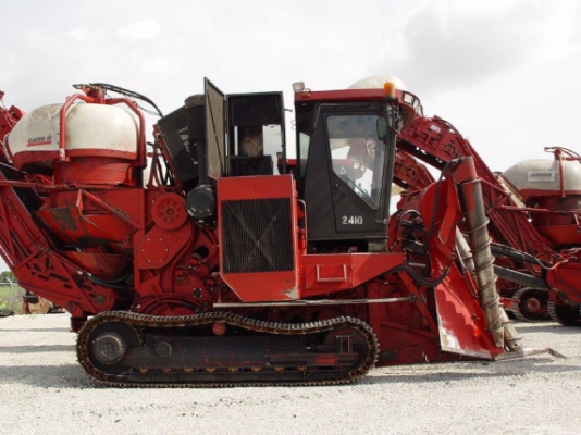 ขายรถตัดอ้อยมือสอง ออสทอฟ ปี2003 นำเข้าจากอเมริกา คันที่2