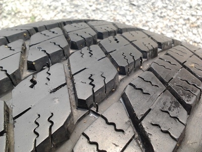 ขายยาง265/65/17 ปี 4210 MICHERLIN Cross  1  ชุด