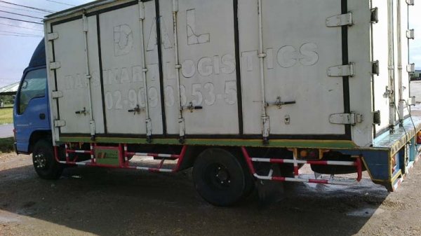 Isuzu NPR 130 แรง ปี 47 ห้างแท้ตั้งแต่เกิด