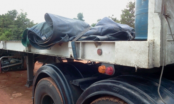 NISSAN DIESEL หัวเปลี่ยน เครื่องเปลี่ยน  ขายพร้อมหางสามเพลาค่ะ