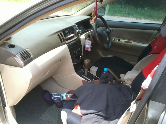 ขายด่วนรถเก๋ง toyota ALTIS 2005