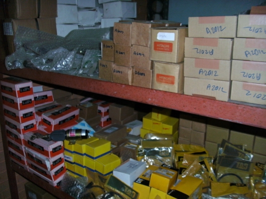 สินค้าคุณภาพในราคากลางสำหรับผู้บริโภค (บริการจัดส่งตามออเดอร์)สยามเจริญจักรกลหนัก นำเข้าเครื่องจักรกลหนักและวัสดุอุปกรณ์ทุกชนิด