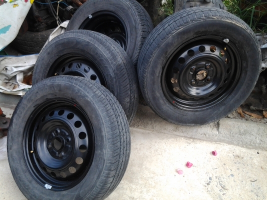 ขายกระทะขอบ 14 ถอดป้ายแดงจากรถเก๋ง แถมยาง 4 เส้น ราคา 1,500 บาท