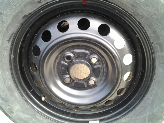 ขายกระทะขอบ 14 ถอดป้ายแดงจากรถเก๋ง แถมยาง 4 เส้น ราคา 1,500 บาท