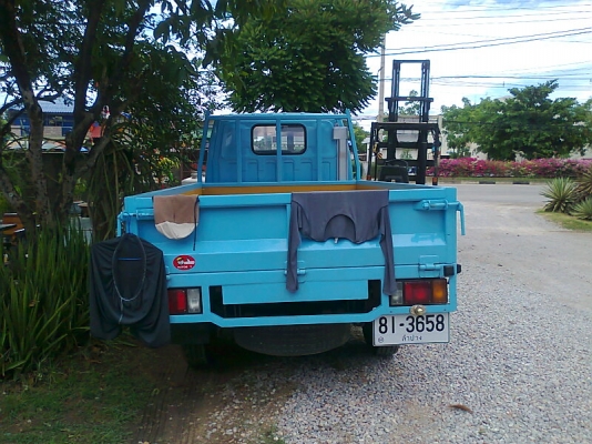 ขาย..รถสี่ล้อ ISUZU NKR ปี 34 รถสวยทั้งคัน มีทะเบียนครบ.