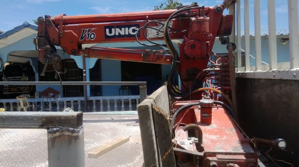 6ล้อมิตซูแคนเตอร์  เครนunic