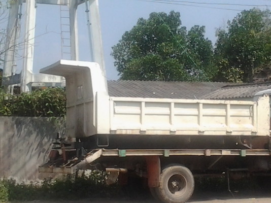 กระบะดัมพ์ 5 คิว พร้อมอุปกรณ์ ยกลงจากรถโตโยต้า DYNA กระบะดัมพ์ 5 คิว พร้อมอุปกรณ์ ยกลงจากรถโตโยต้า DYNA