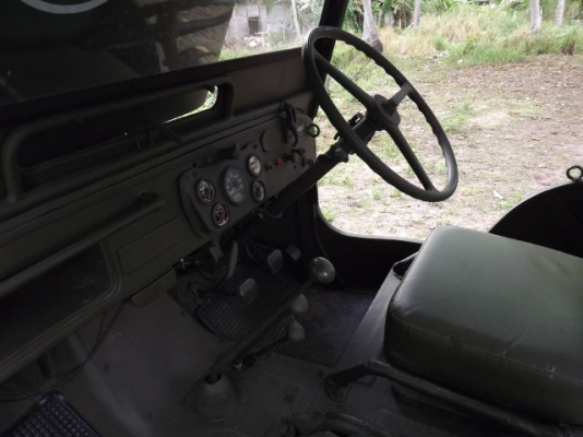 จิ๊ปสวยๆ ขับเคลื่อน 4 ล้อ ทะเบียนพร้อมโอน รถพร้อมใช้งาน จิ๊ปสวยๆ ขับเคลื่อน 4 ล้อ ทะเบียนพร้อมโอน รถพร้อมใช้งาน