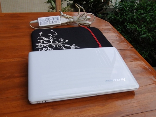 ขาว สวย หมวย ใส กับ s10-3S ตัวนี้ N550