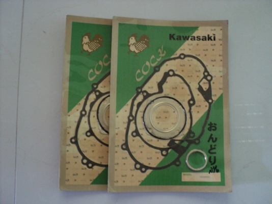 ขายปะเก็นแท้เก่าเก็บ ชุดใหญ่  MD-90 MTX1 CB25100 GL100 A80-100 หลายรุ่นครับ