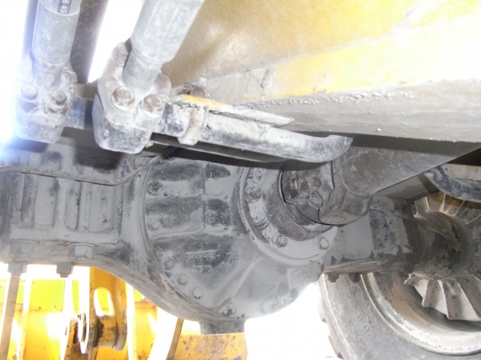 ขายรถตักล้อยาง ยี้ห้อ KAWASAKI 70ZIV-2 แขนยาวพิเศษ 14xxx ชั่วโมง