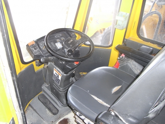 ขายรถตักล้อยาง ยี้ห้อ KAWASAKI 70ZIV-2 แขนยาวพิเศษ 14xxx ชั่วโมง