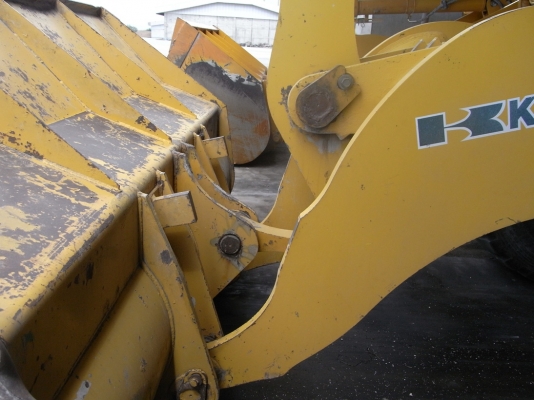 ขายรถตักล้อยาง ยี้ห้อ KAWASAKI 70ZIV-2 แขนยาวพิเศษ 14xxx ชั่วโมง