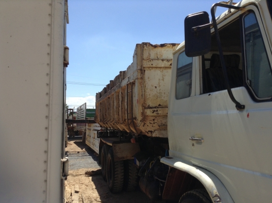 ขายกระบะดั๊มพ์ท้องเรือ