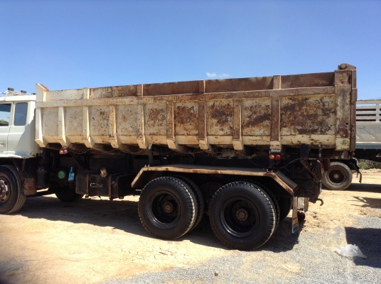 ขายกระบะดั๊มพ์ท้องเรือ