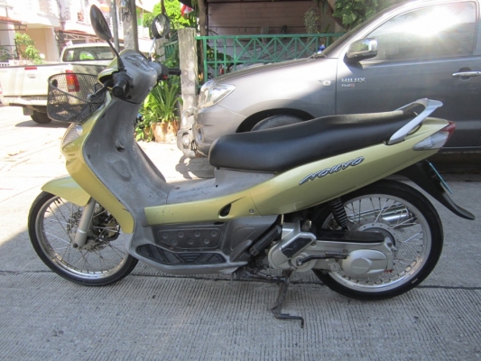 ยังไงก็ขาย Nouvo ตัวเก่า ปี47 ทะเบียน : ภาษี พรบ ไม่ ขาด29-6-56  เอกสารโอนให้ คับผม สภาพเครื่อง : เครื่องดีเดิมๆ ไม่เคยแกะ วิ่งดีไม่มีปัญหา ขี่กลับบ้านได้เลย คาร์บูเรเตอร์: เดินเบานิ่งปกติ ท่อไอเสีย : ท่อเดิมๆ สายพาน : ใช้งานปกติ ชุดเฟื่องท้าย:ไม่หอนไม่ดั