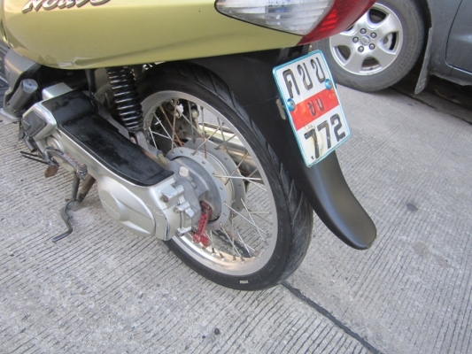 ยังไงก็ขาย Nouvo ตัวเก่า ปี47 ทะเบียน : ภาษี พรบ ไม่ ขาด29-6-56  เอกสารโอนให้ คับผม สภาพเครื่อง : เครื่องดีเดิมๆ ไม่เคยแกะ วิ่งดีไม่มีปัญหา ขี่กลับบ้านได้เลย คาร์บูเรเตอร์: เดินเบานิ่งปกติ ท่อไอเสีย : ท่อเดิมๆ สายพาน : ใช้งานปกติ ชุดเฟื่องท้าย:ไม่หอนไม่ดั