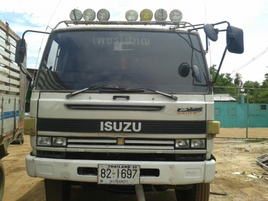 ขายร็อกกี้ 10ล้อ2เพลา195แรง ขายร็อกกี้ 10ล้อ2เพลา195แรง